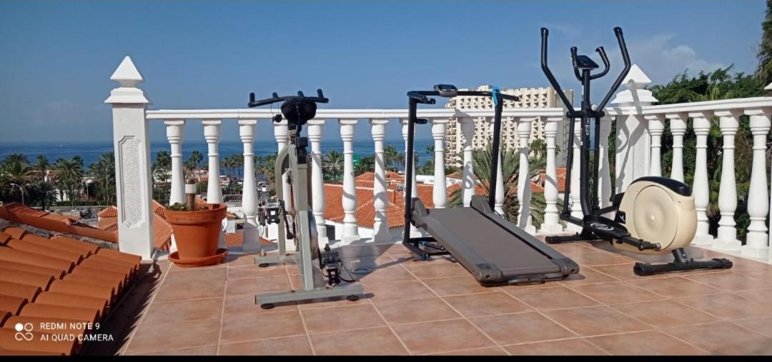 Apartment In Playa De Las Americas 1 Extérieur photo