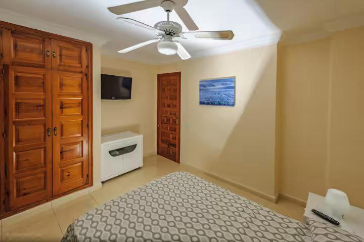 Apartment In Playa De Las Americas 1 Chambre photo