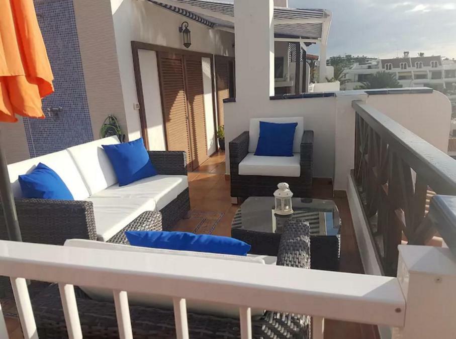 Apartment In Playa De Las Americas 1 Extérieur photo