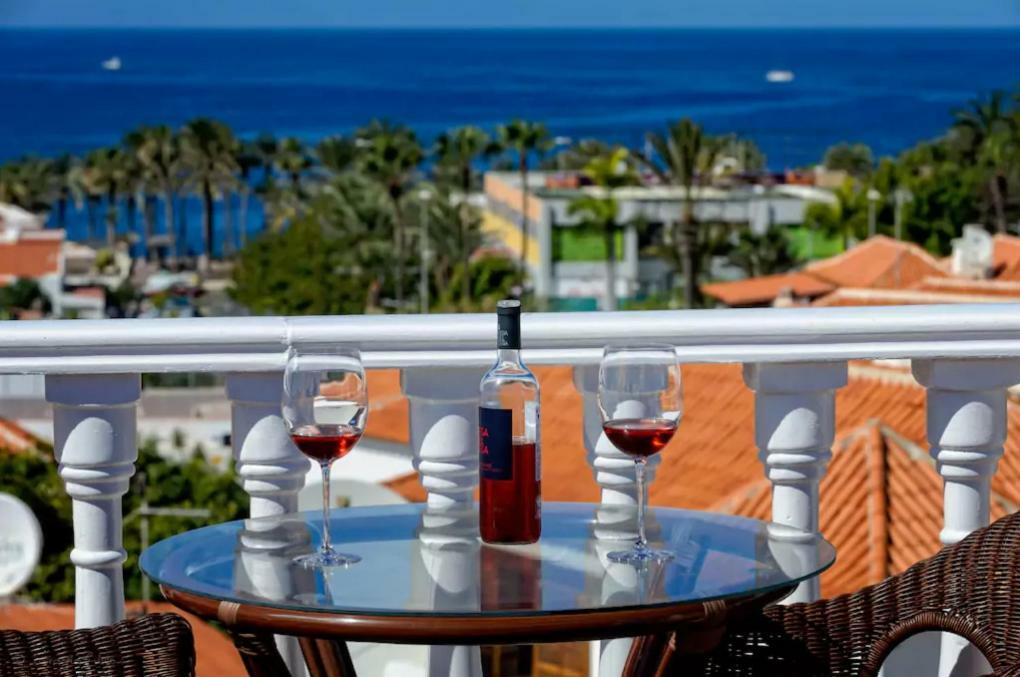 Apartment In Playa De Las Americas 1 Extérieur photo